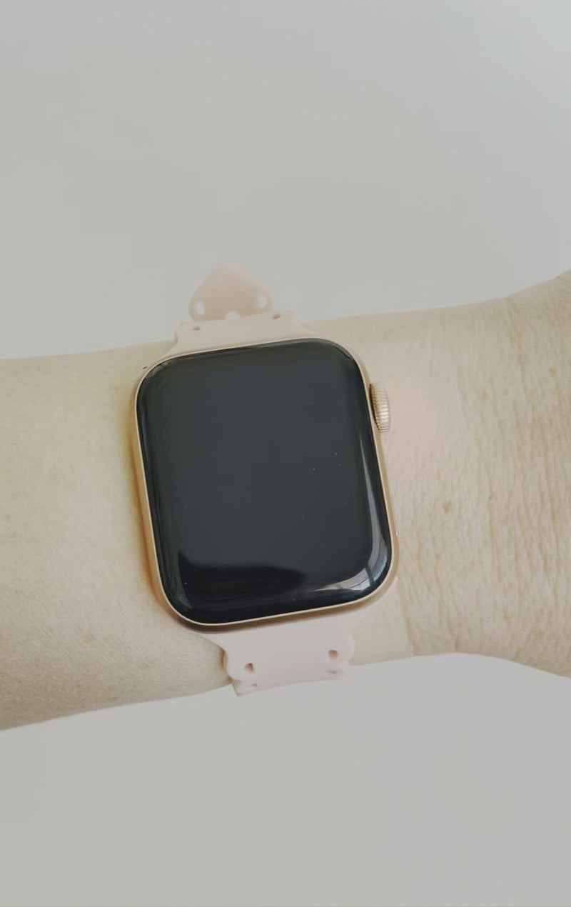 Scalloped Silicone Apple Watch Band