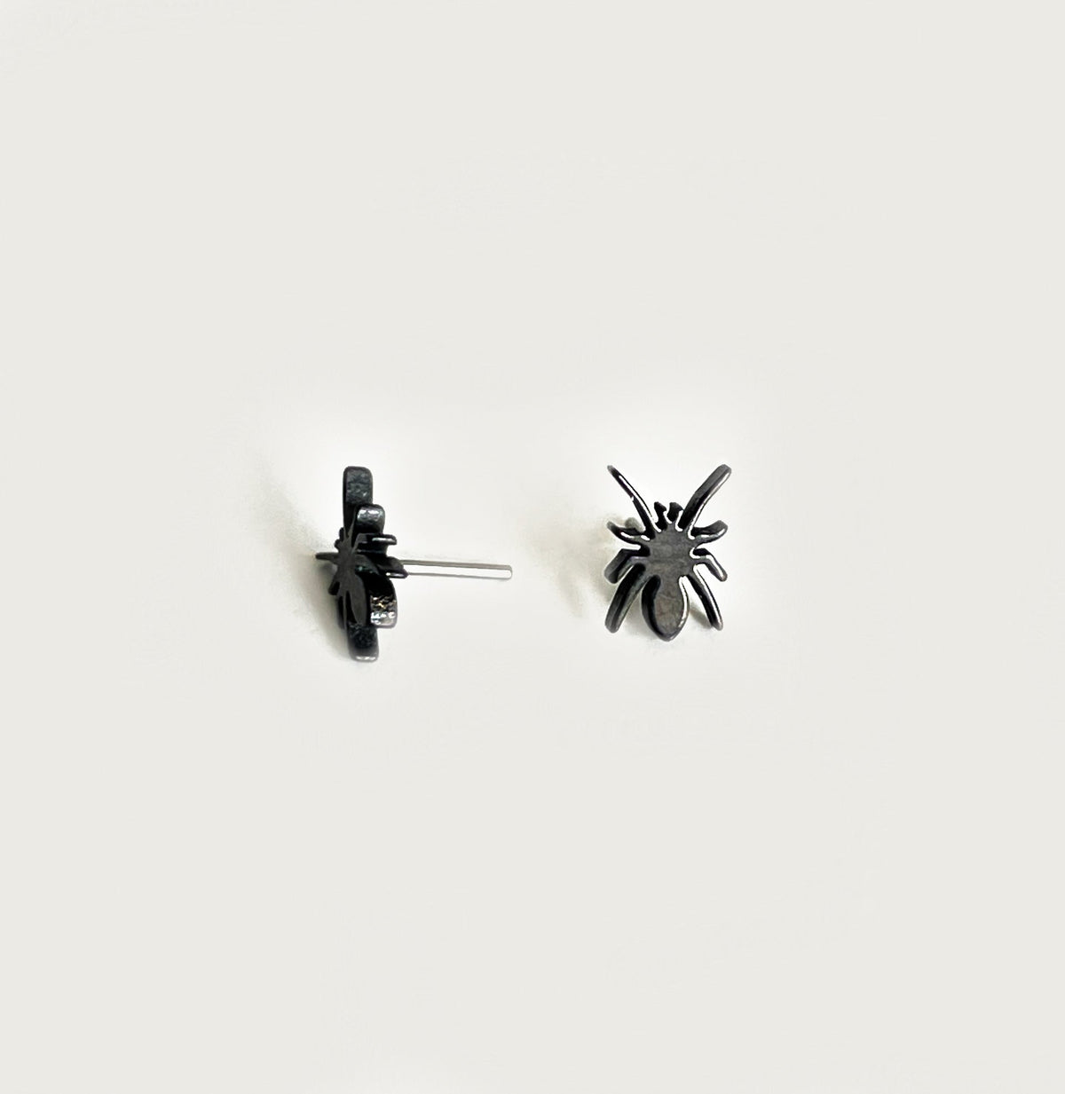 Dainty Spider Pin Top Earring (For Flat Back)