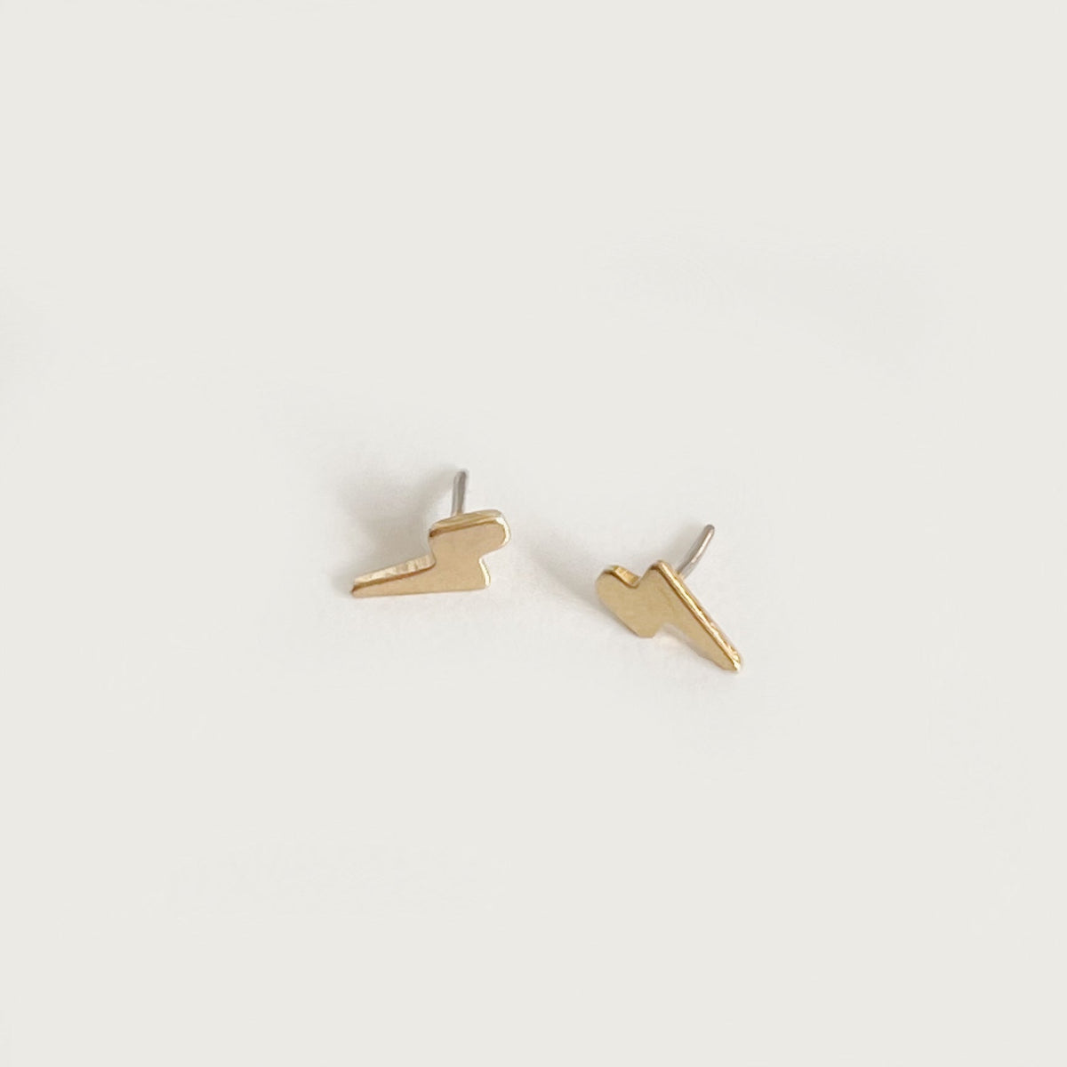 Dainty Lightening Pin Top (For Flat Back)