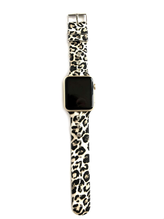 This gorgeous leopard print, silicone Apple Watch Band has a touch of bling that you have come to expect from a Copper Robin Watch . Three beautiful glass crystal studs adorn each side of the band. If bling is not your thing, you may also purchase the diva with out crystal studs. Fits watch sizes 38/40 and 42/44 in all series.  Fits wrist size 5.5''- 7.5"  leopard print may differ slightly from that pictured. 