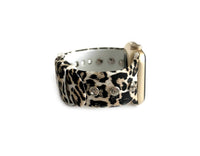 This gorgeous leopard print, silicone Apple Watch Band has a touch of bling that you have come to expect from a Copper Robin Watch . Three beautiful glass crystal studs adorn each side of the band. If bling is not your thing, you may also purchase the diva with out crystal studs. Fits watch sizes 38/40 and 42/44 in all series.  Fits wrist size 5.5''- 7.5"  leopard print may differ slightly from that pictured. 